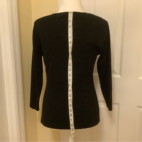 NWT! Beautiful lattice detail sweater! - Picture 5 of 5